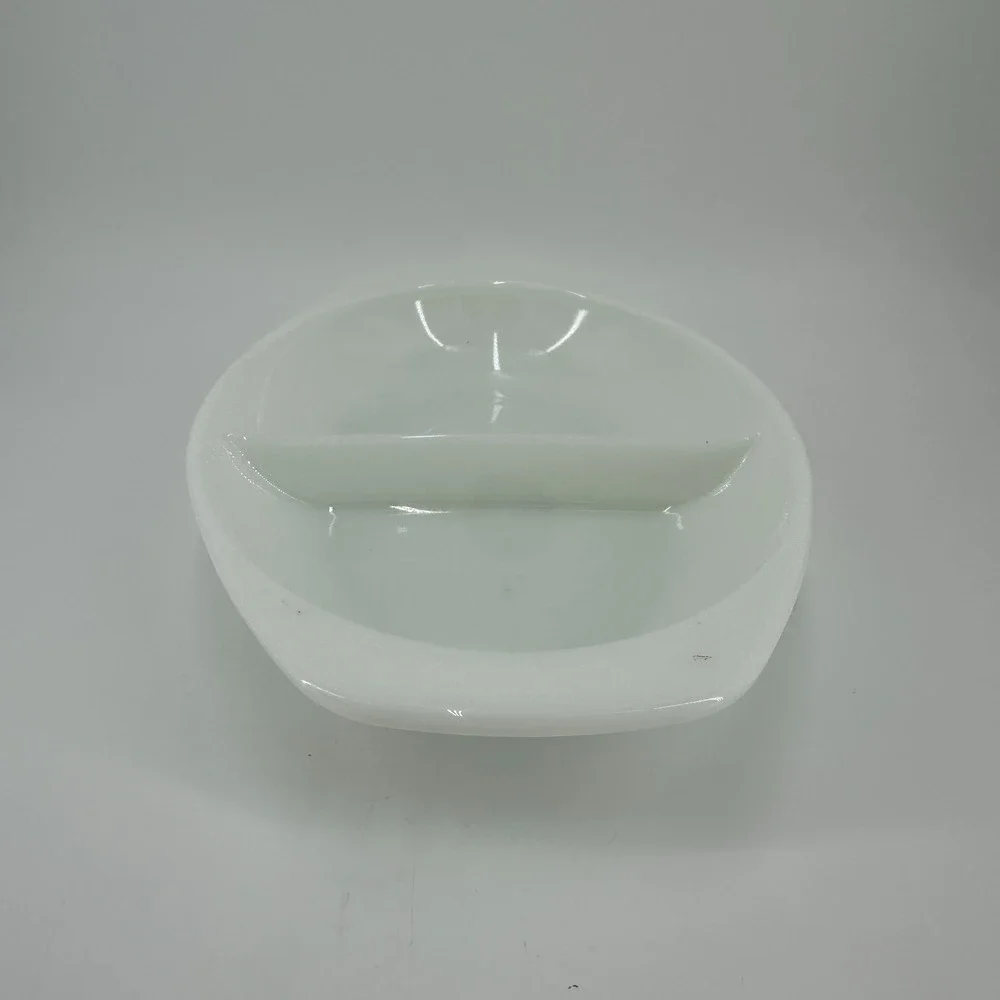 Vintage Pyrex White Divided Oval Serving Dish 1.5 Qt USA Mid‎ Century